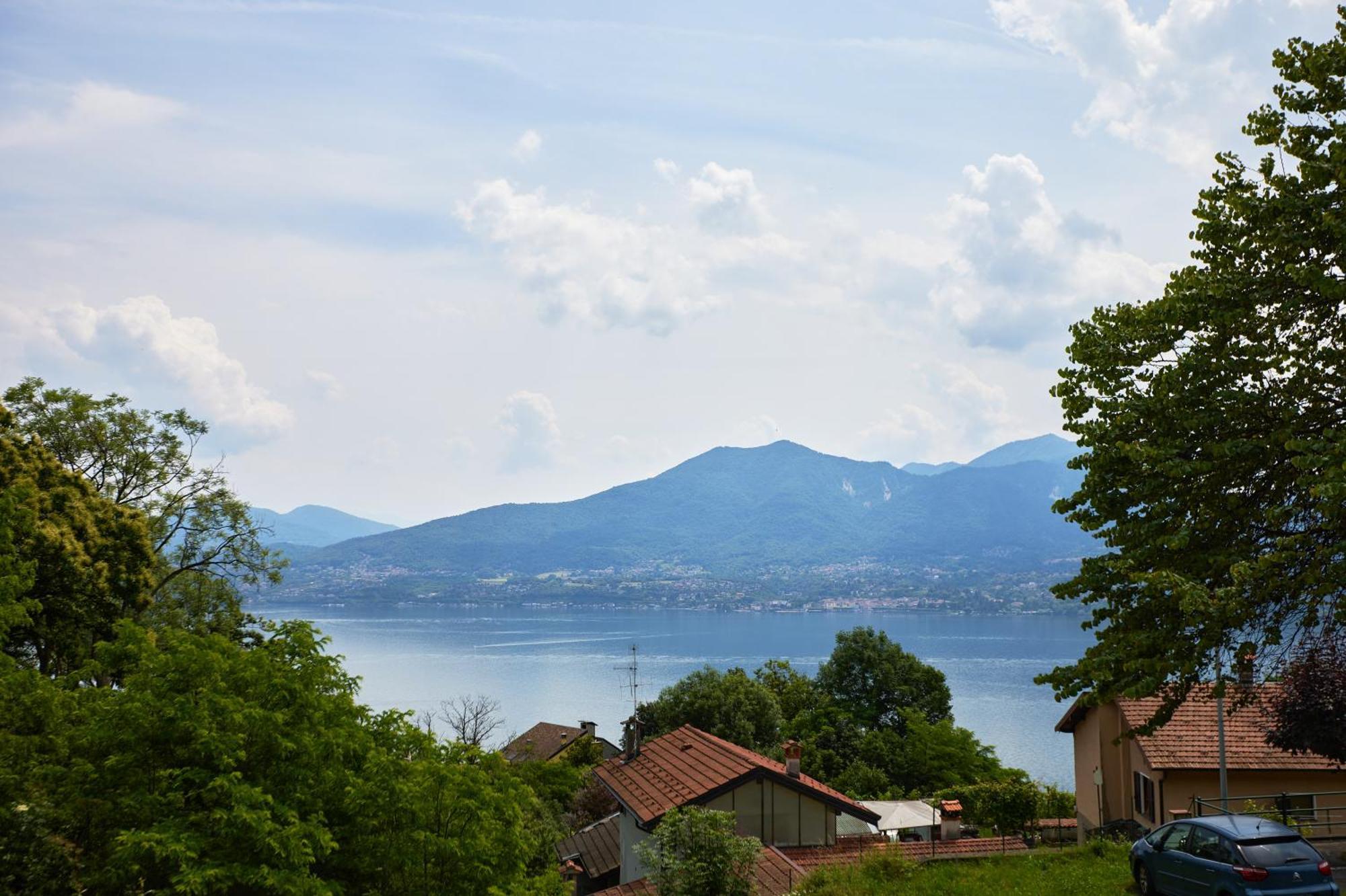 Villa Di Paese - Splendida Vista Lago Maggiore Oggebio Exterior foto