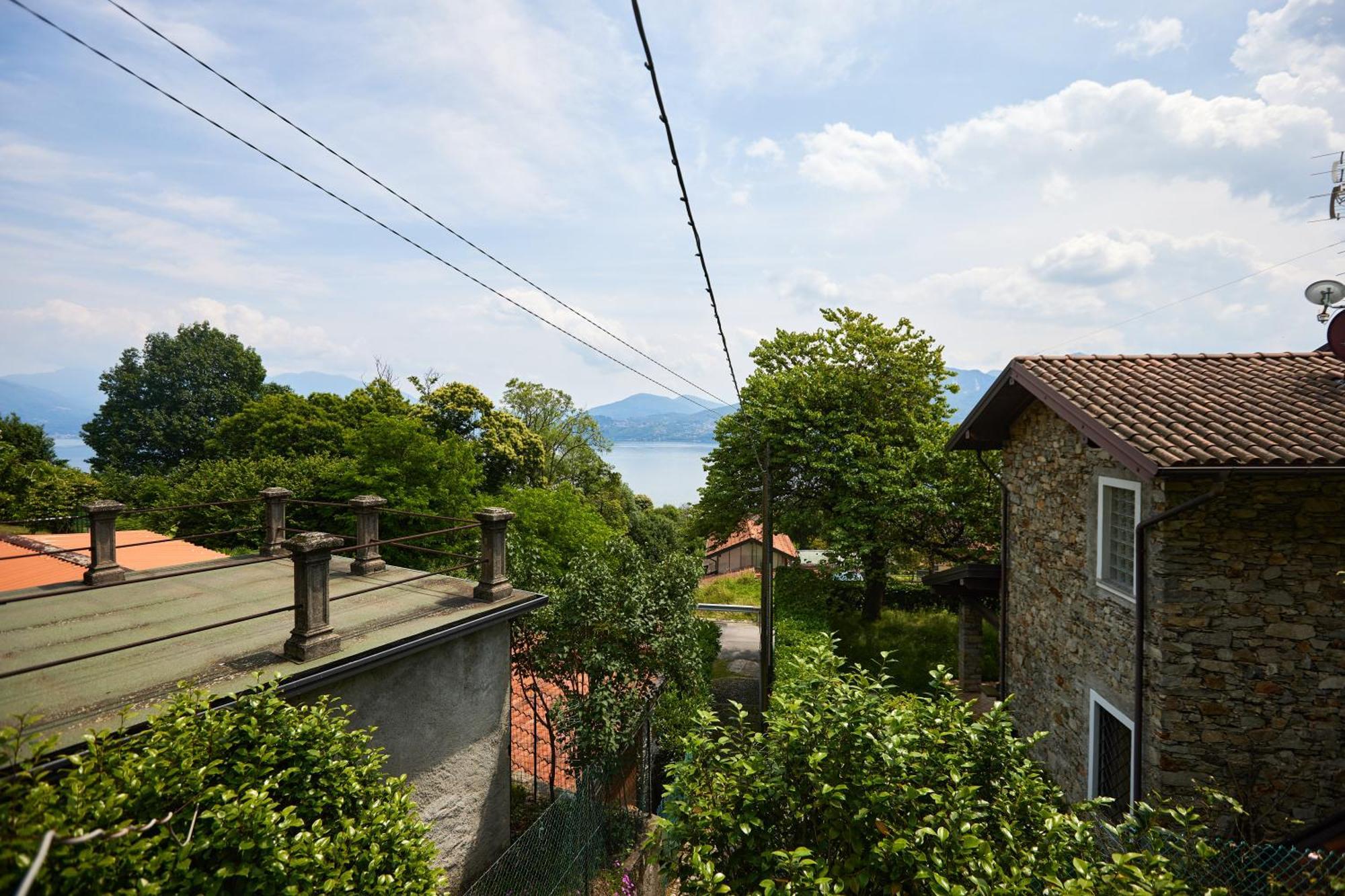 Villa Di Paese - Splendida Vista Lago Maggiore Oggebio Exterior foto